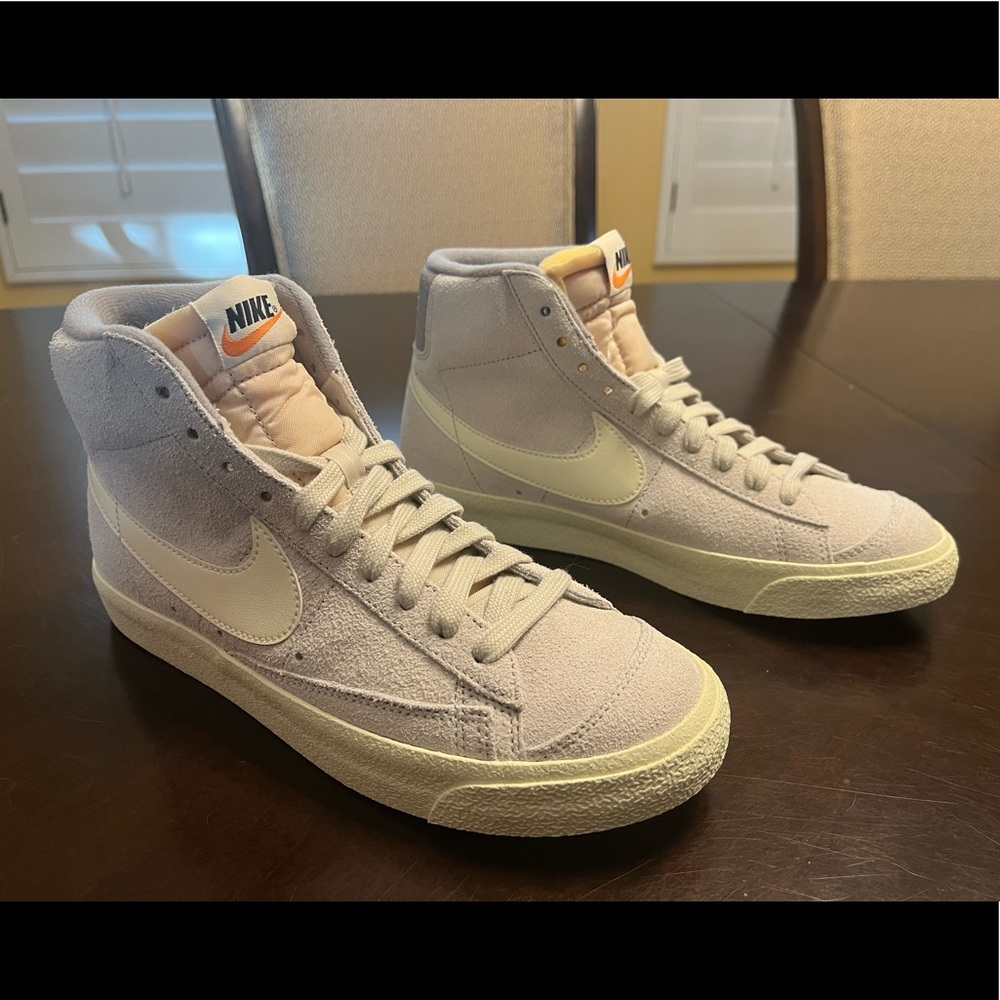 New Nike Blazer Mid 77 Premium Light Gray Sneaker Shoes Size US 7.5 - Picture 1 of 13